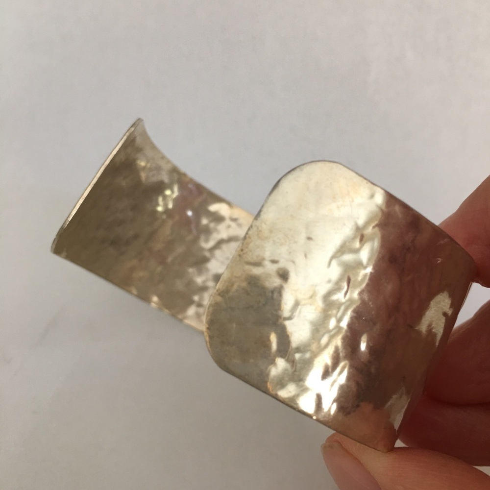 Signed Marjorie Baer SF wide silver cuff - Picture 4 of 8